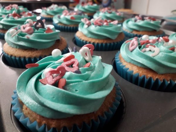 13donnascakedecoratingsupplies-sprinkles-1