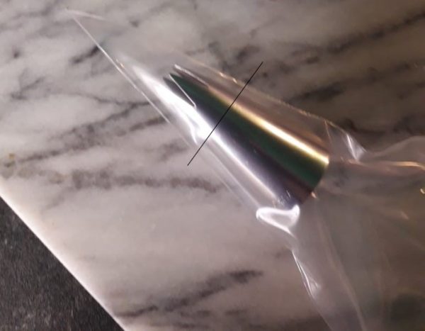 5adonnascakedecoratingsupplies-nozzle-bag-1