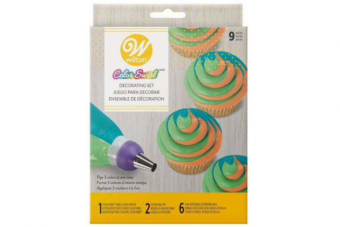 multicoloured icing nozzle set